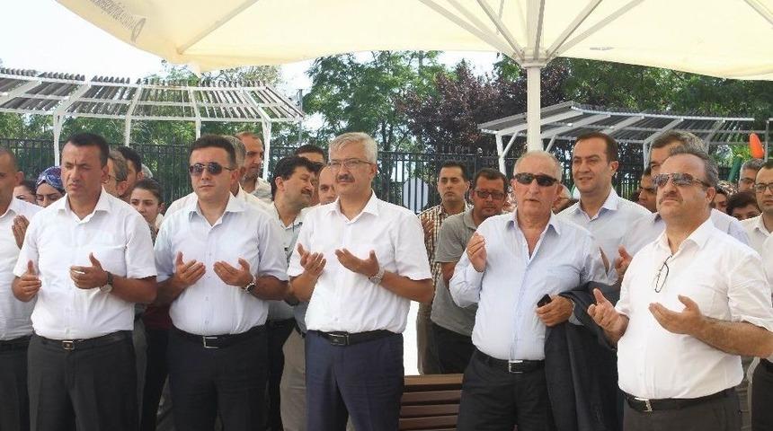 Adliyede 15 Temmuz Şehitleri İ&ccedil;in Lokma Dağıtıldı