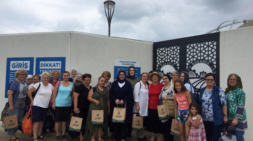 Kadınlara &Ouml;zel Havuz Abhaz K&uuml;lt&uuml;r Derneği&rsquo;ne &Uuml;ye 35 Kadını Ağırladı