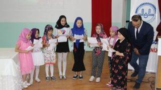 Şaphane’de Yaz Kur’an Kursu Öğrencileri, 15 Temmuz Şehitlerini Andı