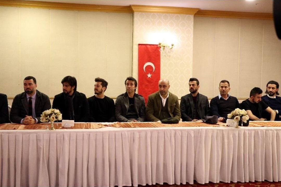 Sanat Ve Spor Camiasının &Ouml;nemli İsimlerinden Mehmet&ccedil;iğe Moral Ziyareti