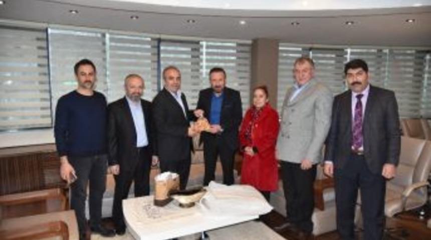 Başkan Doğan, &ldquo;dernekler Şehrimizin G&uuml;c&uuml;ne G&uuml;&ccedil; Katıyor&rdquo;