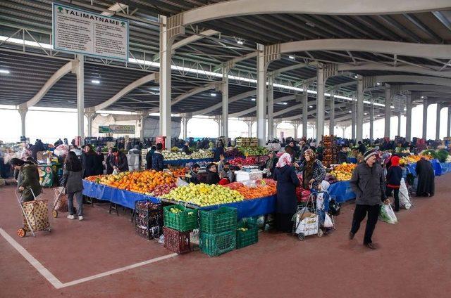 Pazarcı Esnafından Fadıloğlu’na Teşekkür