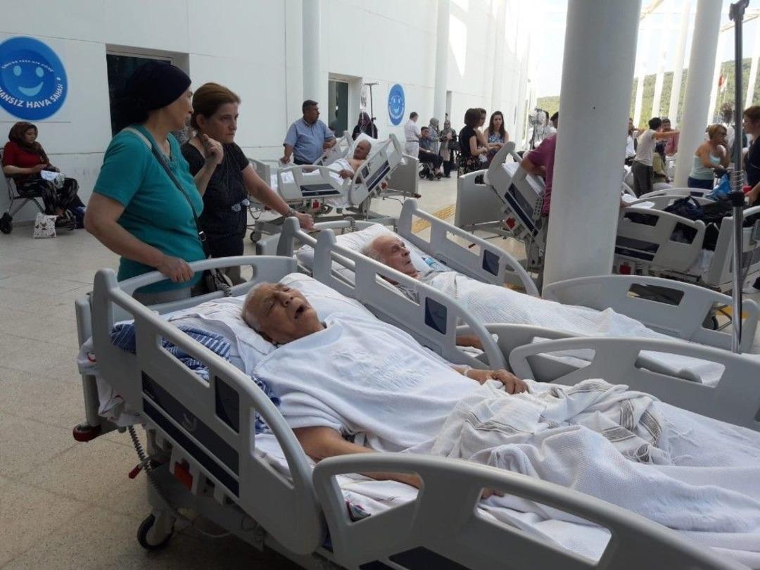 Ms&uuml; Eğitim Araştırma Hastanesinde Yangın Paniği