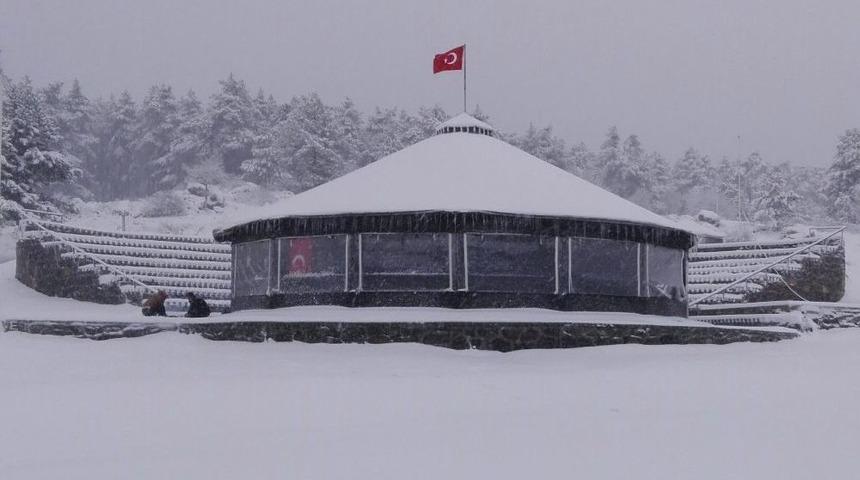 G&ouml;recik Yaylasından Kar Manzaraları
