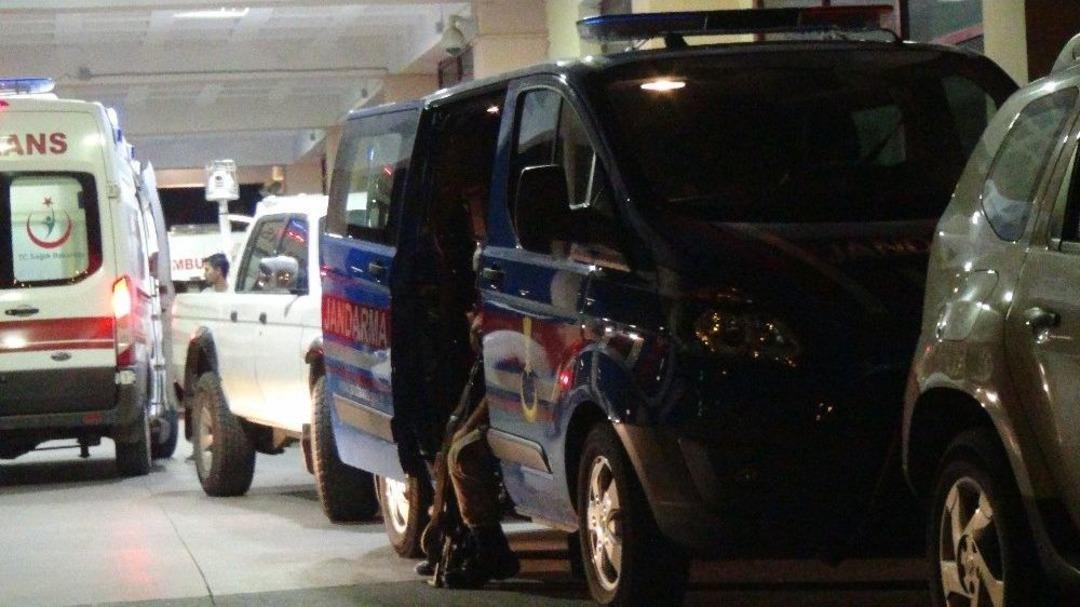 Diyarbakır&rsquo;da Uzun Namlulu Silahlarla Saldırı: 2 &Ouml;l&uuml;, 1 Yaralı