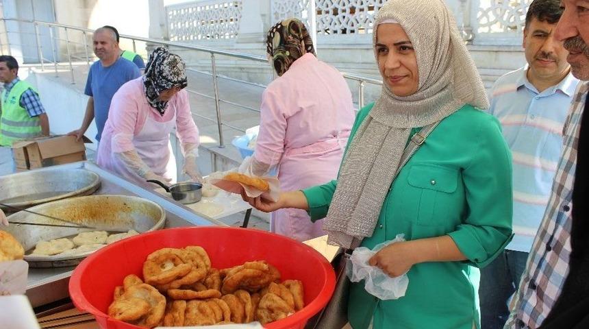 15 Temmuz Şehitlerinin Her Biri İ&ccedil;in Bir Fidan