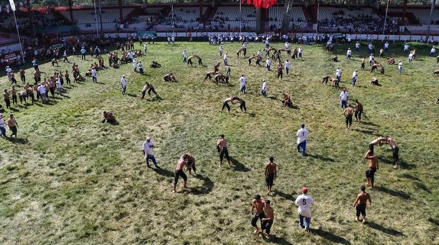 657. Kırkpınar Yağlı G&uuml;reşleri İkinci G&uuml;n G&uuml;reşleri Başladı