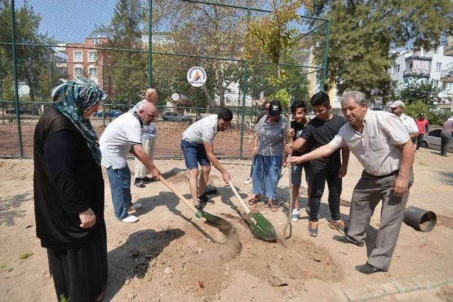 Muratpaşa’da “parklarımızı Birlikte Yapıyoruz” Projesi