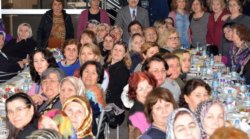 Başkan Ata&ccedil;, Bilgilendirme Toplantılarını S&uuml;rd&uuml;r&uuml;yor