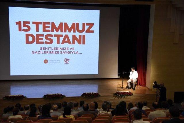 Anadolu Üniversitesi’nde 15 Temmuz Demokrasi Ve Milli Birlik Günü Ve Anma Programı