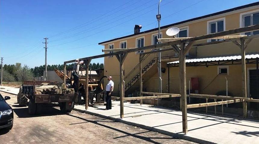 Festival İ&ccedil;in Ahşap Stant