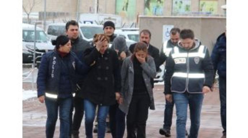 &Ccedil;elik Kasa Ve Altın Hırsızları Tutuklandı