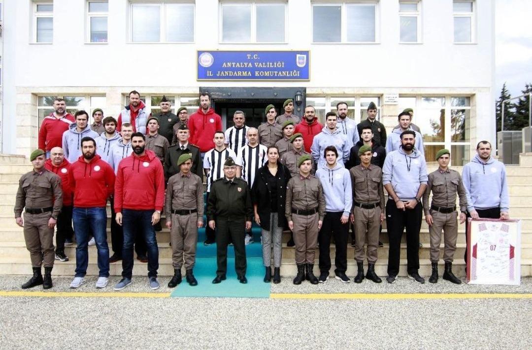 Antalyaspor Basketbol Takımı Jandarma&rsquo;da
