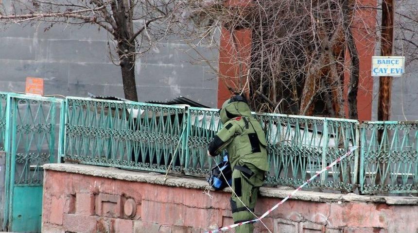 Erzurum&rsquo;da Ş&uuml;pheli &Ccedil;anta F&uuml;nyeyle Patlatıldı