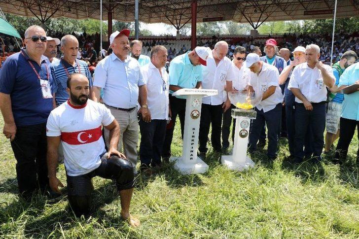 Er Meydanı’nda Başpehlivanlık İlk Tur Kura Çekimi Yapıldı G2