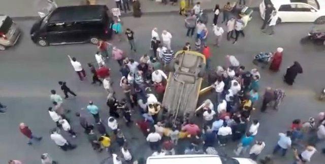 (&ouml;zel) Ticari Taksi Kaza Sonrası Şaha Kalktı 1