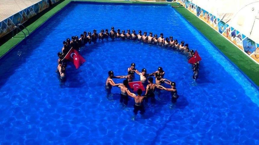 Savaş Mağduru &Ccedil;ocuklara Havuz Hizmeti