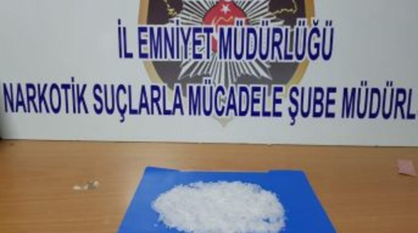 Uyuşturucu Madde Ticareti Yapan Şahıslar Yakalandı