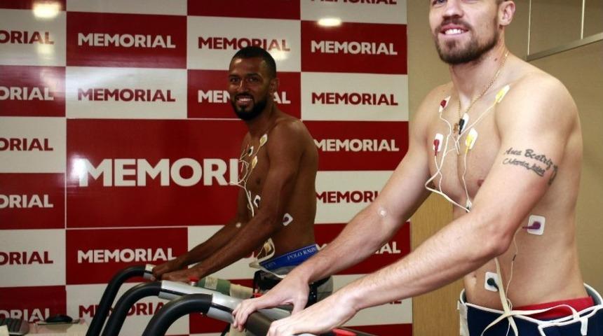 Antalya&rsquo;da 6 Futbolcu Sağlık Kontrol&uuml;nden Ge&ccedil;ti