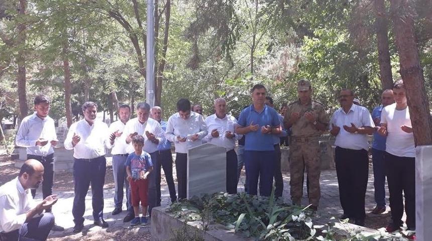 Nurdağı 15 Temmuz Şehidi Diril&rsquo;i Unutmadı