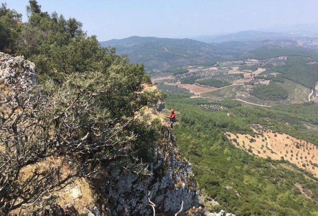 60 Metre Y&uuml;kseklikte Ke&ccedil;i Kurtarma Operasyonu