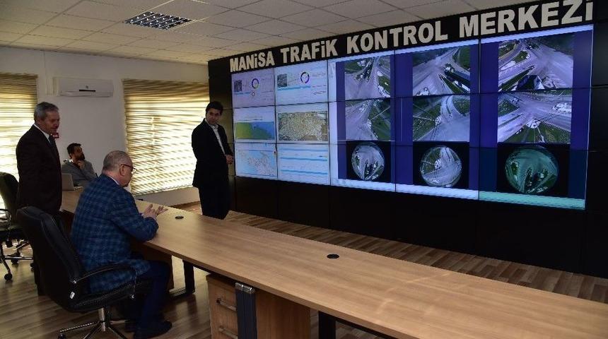 Manisa&rsquo;nın Trafiği Akıllı Kavşaklarla Rahatlayacak