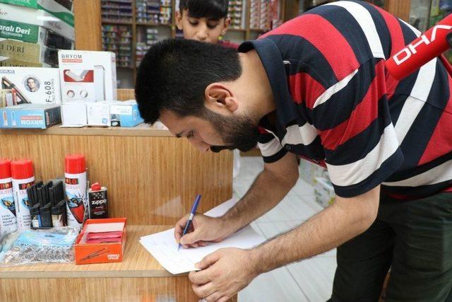 Diyarbakır Halkı İlk Kez Bir Polisin Gitmemesi İçin İmza Kampanyası Başlattı 1