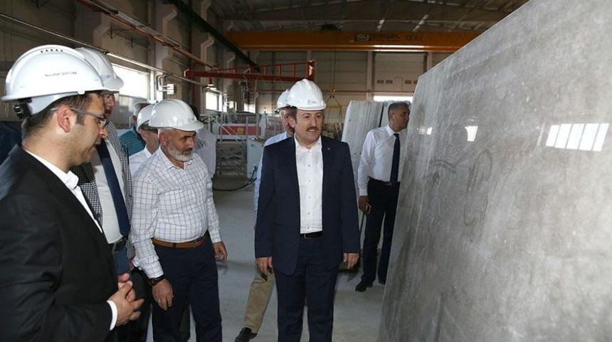 Doğal Taş Fabrikasında İşlenen &Uuml;r&uuml;nler İlk 6 Ayda 11 &Uuml;lkeye Pazarlandı
