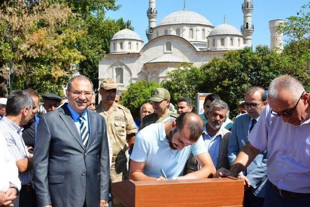 O Kara Gece Anı Defterleri İle Unutulmayacak 1