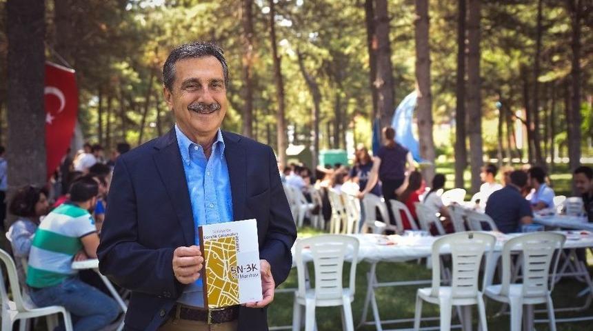 Gen&ccedil;lik &Ccedil;alışmaları Rehberi Tamamlandı