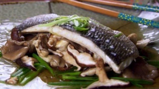 Buharda Zencefilli ve Mantarlı Levrek