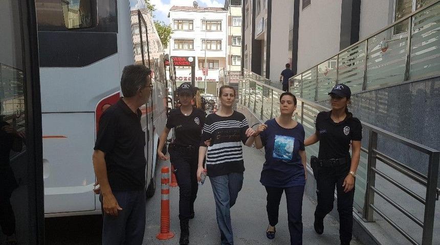 Adnan Oktar&rsquo;ın &lsquo;kedicikleri&rsquo; Sağlık Kontrol&uuml;nden Ge&ccedil;irildi