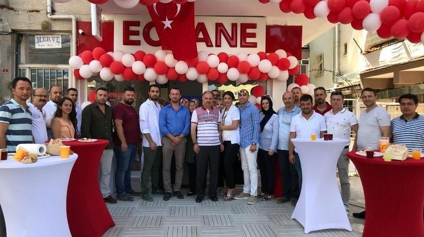 Aldığı Girişimcilik Belgesiyle Eczane A&ccedil;tı