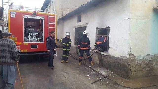 Elazığ’da 2 Ayrı Ev Yangını