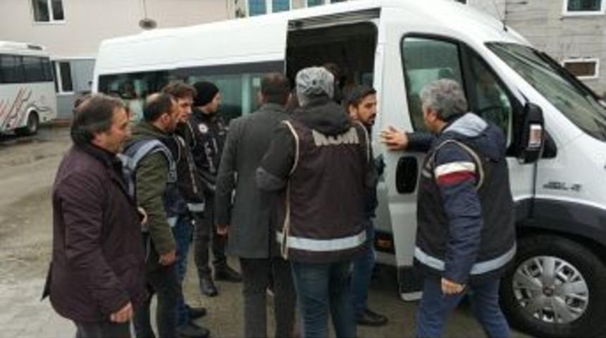 Silah Ka&ccedil;ak&ccedil;ılığından 5 Kişi Tutuklandı