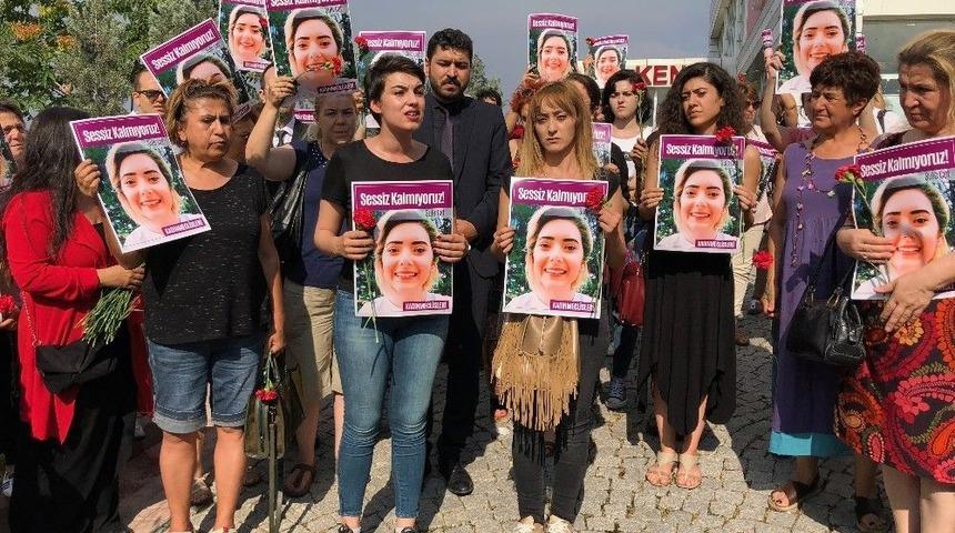 Kadınlardan Şule &Ccedil;et Eylemi