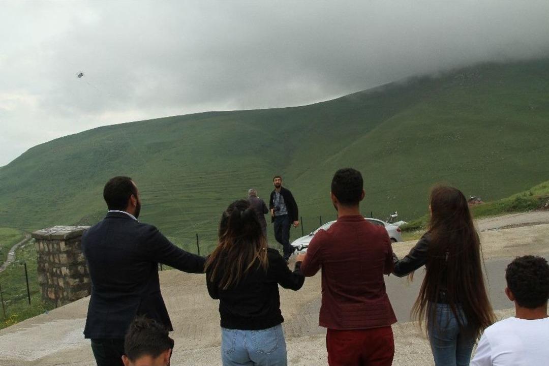 Karadağ&rsquo;a Yansıyan Atat&uuml;rk&rsquo;&uuml;n Sil&uuml;eti Bulut Engeline Takıldı