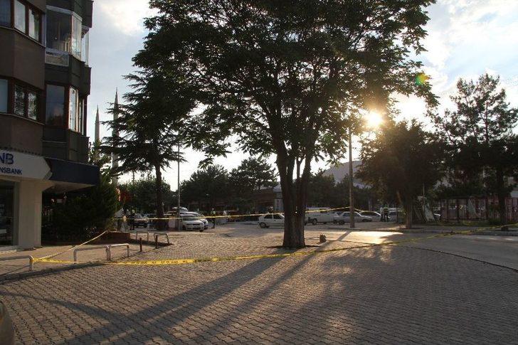 Isparta’da Unutulan Kadın Çantası Bomba Paniğine Neden Oldu G4