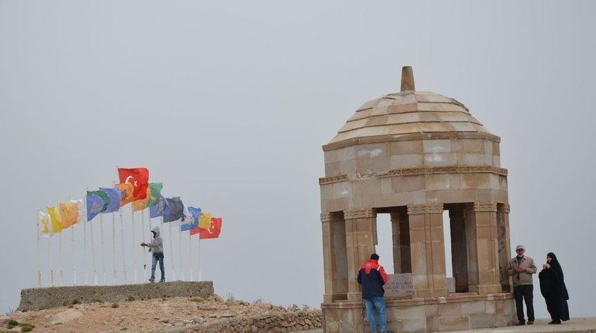 K&ouml;sedağ Şehitleri Dualarla Anıldı