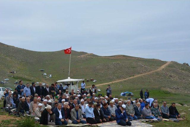 Kösedağ Şehitleri Dualarla Anıldı