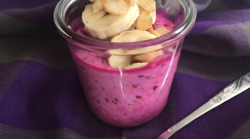 Pancarlı, Muzlu, Yulaf  Ezmesi ve Kavrulmuş Badem