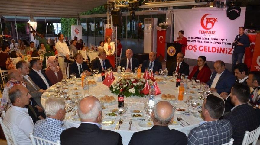 Vali Yavuz, Şehit Yakınları İle Yemekte Buluştu