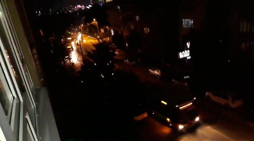 &Ouml;zel Halk Otob&uuml;s&uuml; Şof&ouml;rleri Afrin İ&ccedil;in Kornaya Bastı