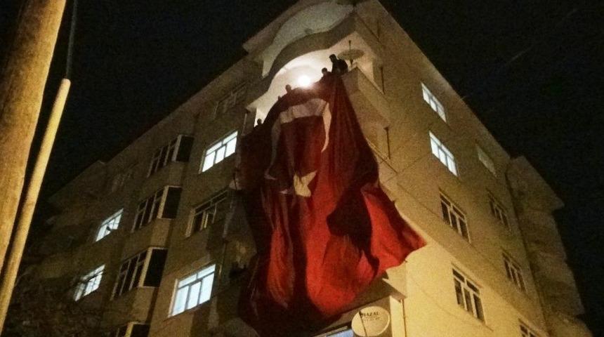 Afrin Ateşi Erciş&rsquo;e D&uuml;şt&uuml;