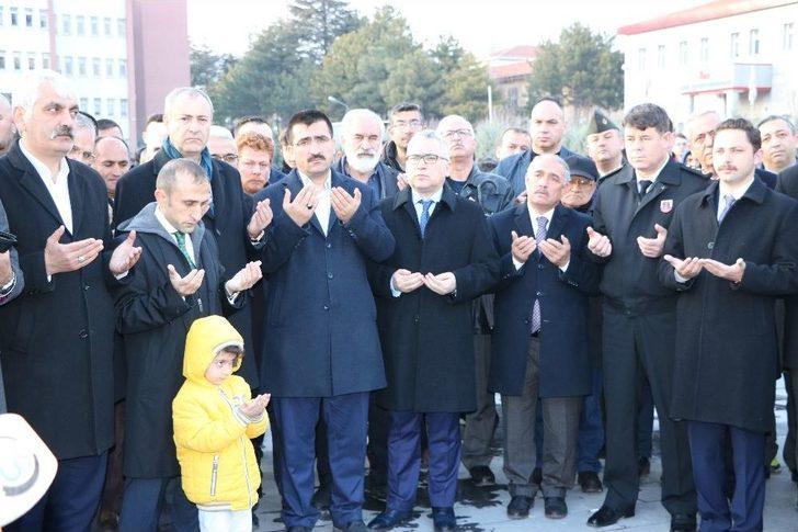 Niğde Bugün Afrin’de Moral Kampanyasında 2 Tır Mehmetçiğe Gitti G3