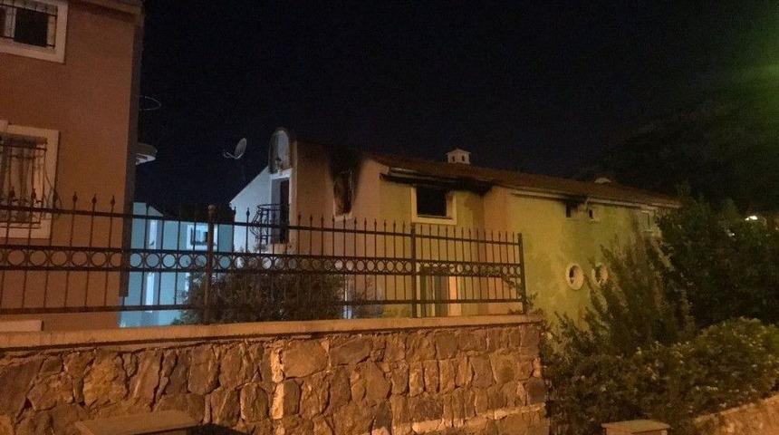 Kuşadası&rsquo;nda Villa Yangını
