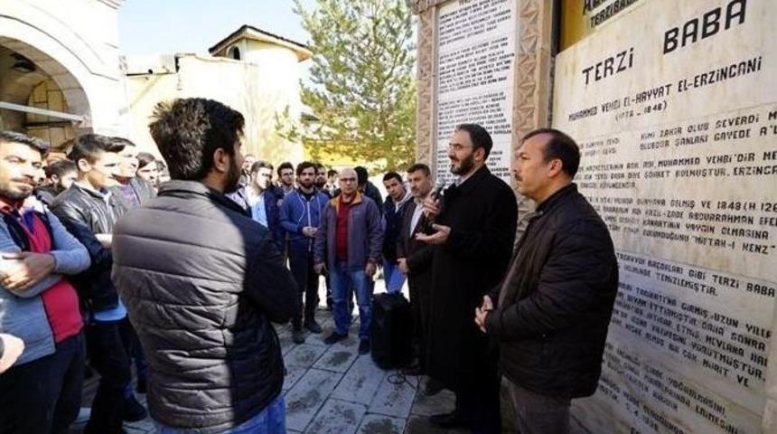 Yabancı &Ouml;ğrencilere Şehrin Manevi Mek&acirc;nları Tanıtıldı