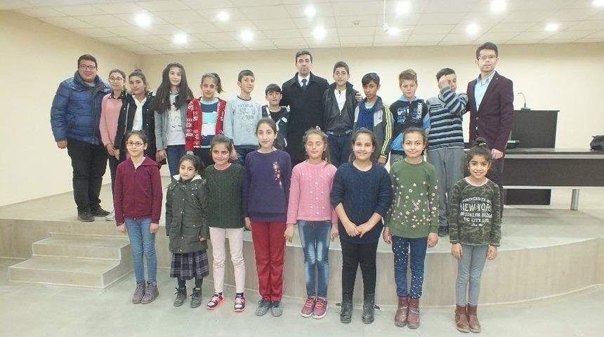 Malazgirt Belediye &Ccedil;ocuk Korosu Kuruldu