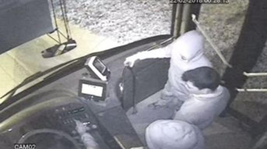 Otob&uuml;s Ka&ccedil;ıran D&ouml;rt K&uuml;&ccedil;&uuml;k Kafadar İstanbul&rsquo;u Birbirine Kattı