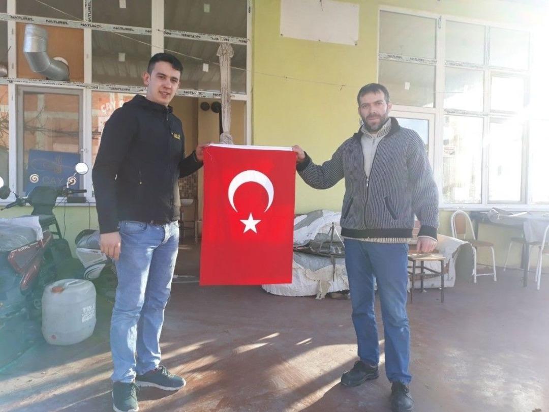 Ak Parti Ve Mhp&rsquo;den Afrin İ&ccedil;in Bayrak Seferberliği
